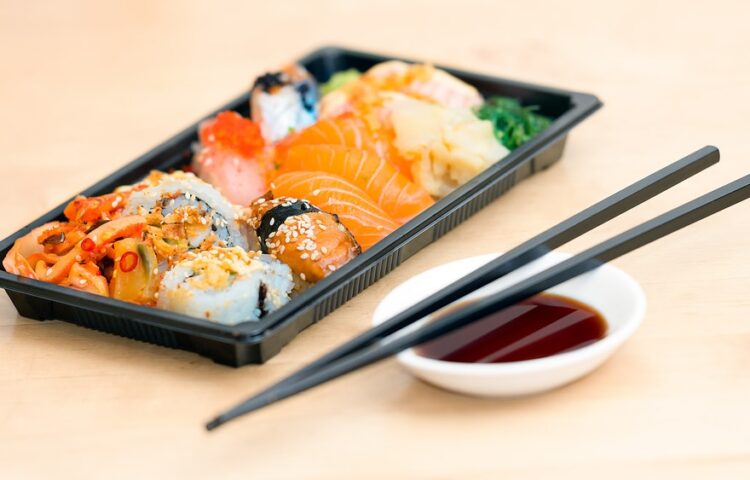 Como Fazer Delivery de Sushi — 5 Dicas Incríveis para Montar seu Negócio